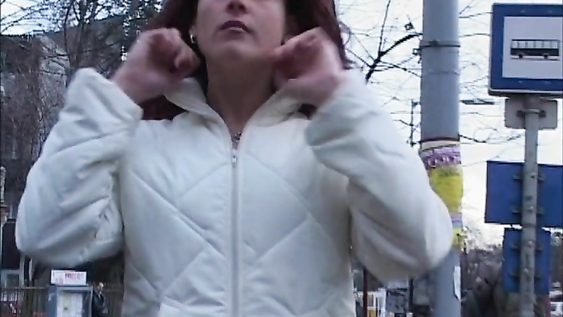 Public Piss Girls No.5