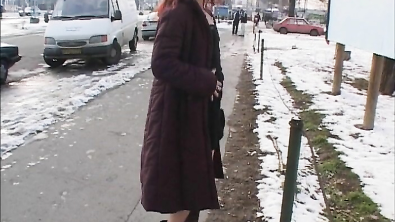Public Piss Girls No.5